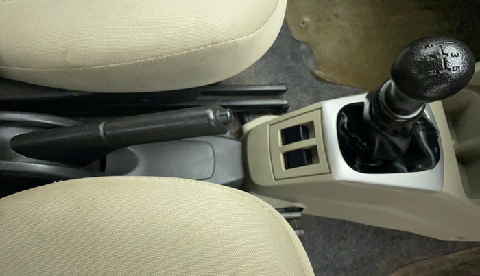 2016 Maruti Alto K10 VXI P, Petrol, Manual, 28,156 km, Gear Lever