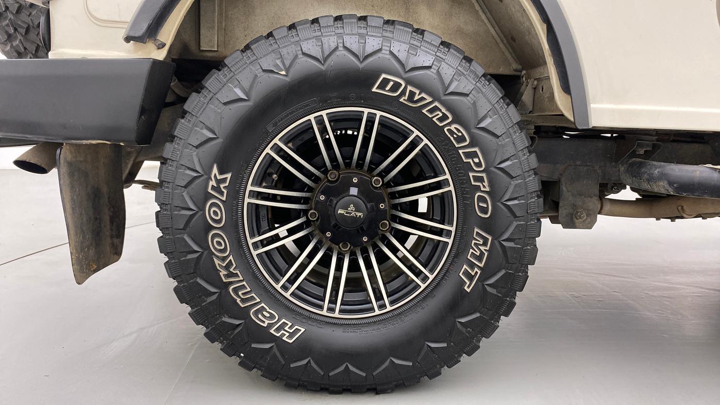 2018 Mahindra Thar CRDE 4X4 BS IV, Diesel, Manual, 32,910 km, Right Rear Wheel