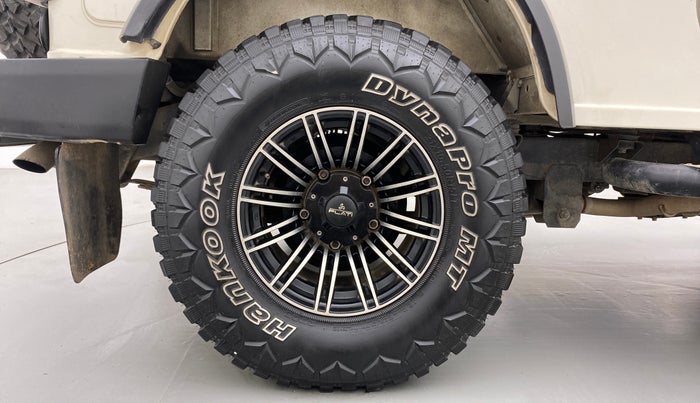 2018 Mahindra Thar CRDE 4X4 BS IV, Diesel, Manual, 32,910 km, Right Rear Wheel
