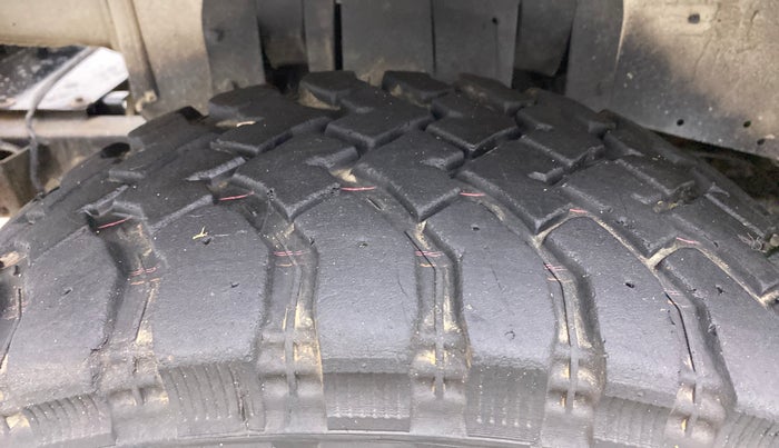 2018 Mahindra Thar CRDE 4X4 BS IV, Diesel, Manual, 32,910 km, Left Front Tyre Tread
