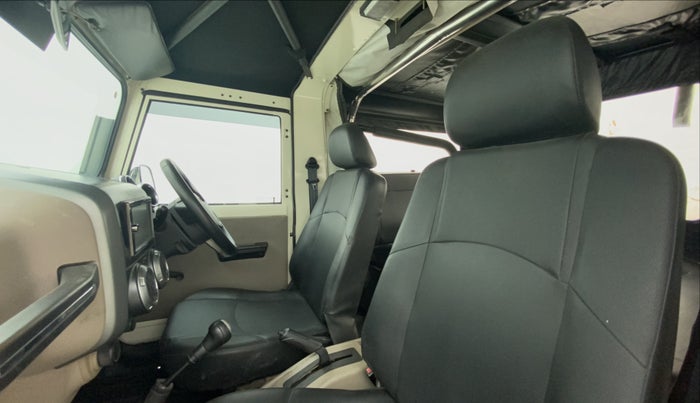2018 Mahindra Thar CRDE 4X4 BS IV, Diesel, Manual, 32,910 km, Right Side Front Door Cabin