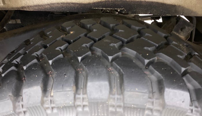 2018 Mahindra Thar CRDE 4X4 BS IV, Diesel, Manual, 32,910 km, Right Rear Tyre Tread