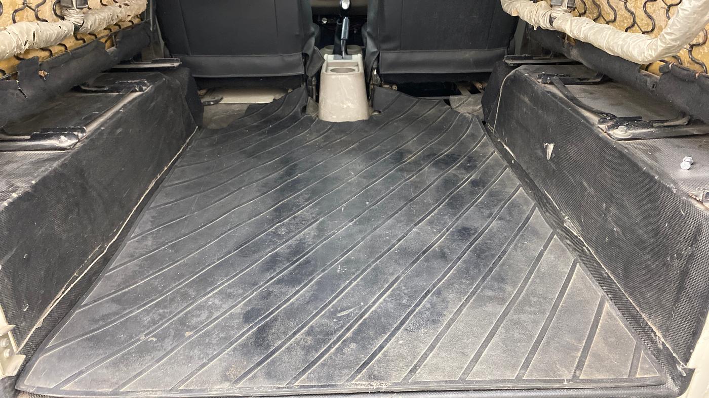 2018 Mahindra Thar CRDE 4X4 BS IV, Diesel, Manual, 32,910 km, Boot Inside