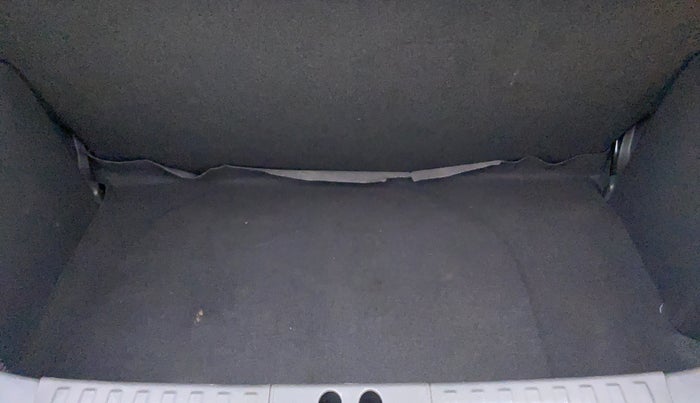 2017 Ford New Figo 1.2 TREND, Petrol, Manual, 30,490 km, Boot inside view