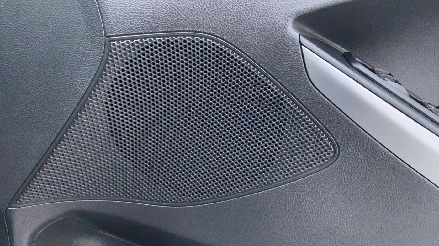 2017 Ford New Figo 1.2 TREND, Petrol, Manual, 30,490 km, Speakers