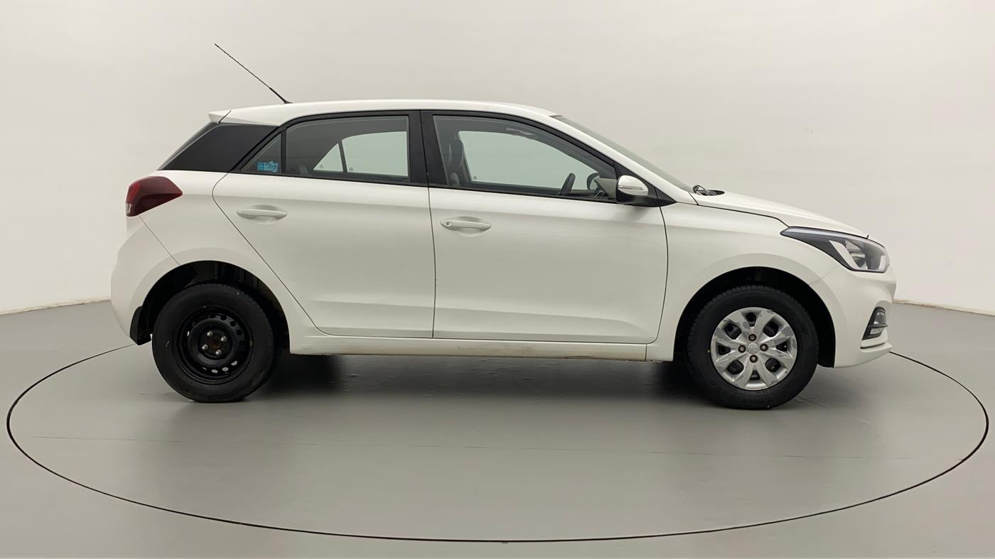 2018 Hyundai Elite i20 SPORTZ 1.2, Petrol, Manual, 54,755 km, Right Side View