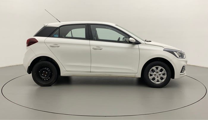 2018 Hyundai Elite i20 SPORTZ 1.2, Petrol, Manual, 54,755 km, Right Side View