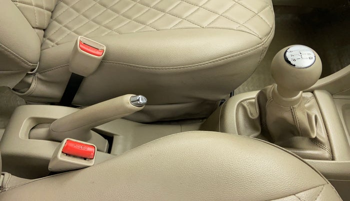 2016 Maruti Ertiga ZDI PLUS SHVS, Diesel, Manual, 65,293 km, Gear Lever