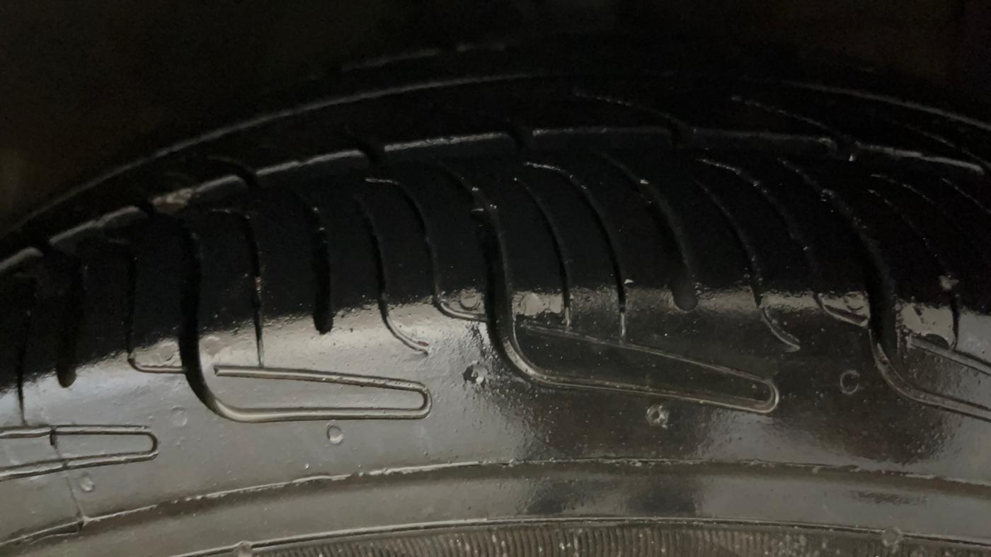 2019 Hyundai Grand i10 SPORTZ 1.2 KAPPA VTVT, Petrol, Manual, 87,894 km, Right Front Tyre Tread