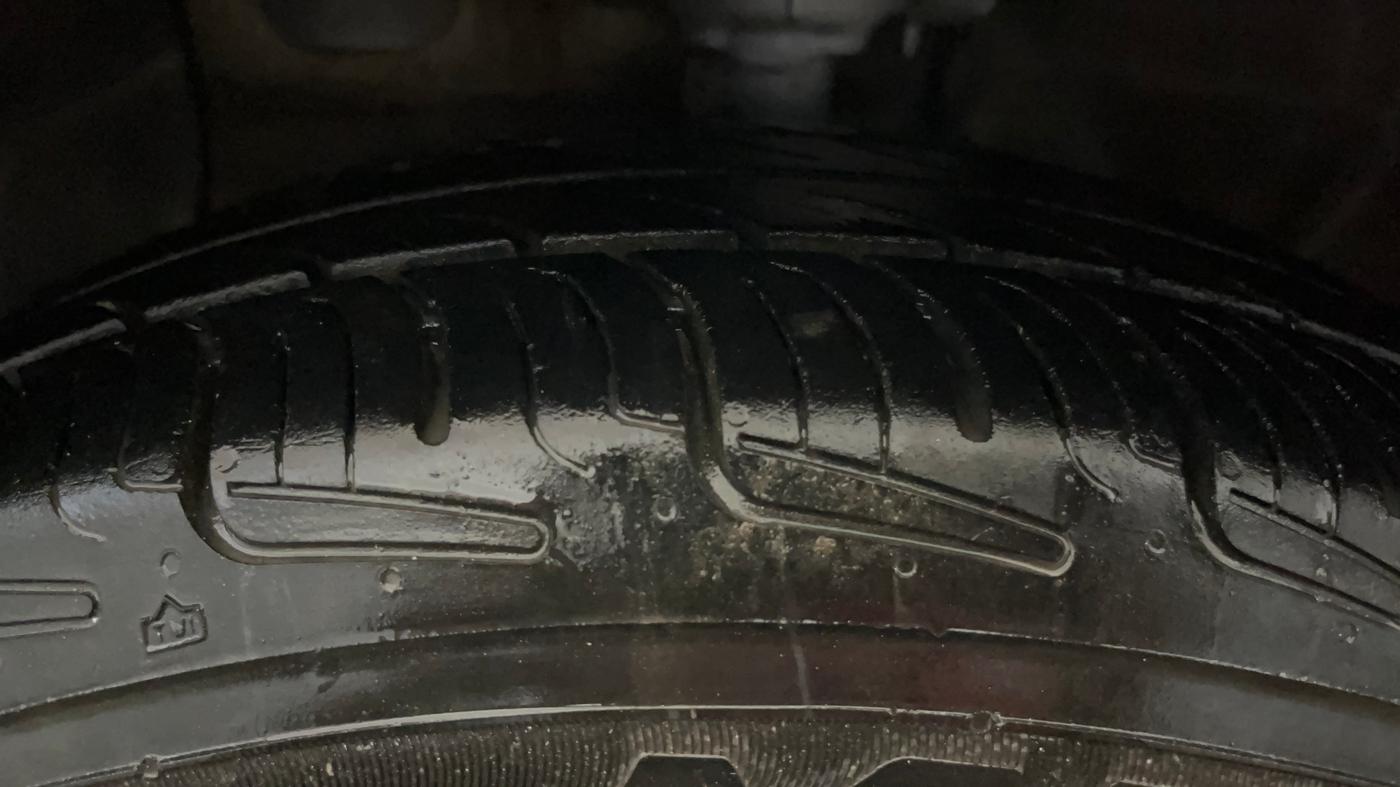2019 Hyundai Grand i10 SPORTZ 1.2 KAPPA VTVT, Petrol, Manual, 87,894 km, Left Front Tyre Tread