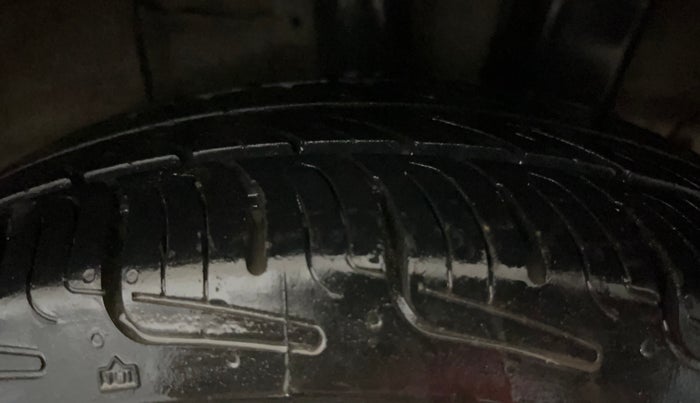 2019 Hyundai Grand i10 SPORTZ 1.2 KAPPA VTVT, Petrol, Manual, 87,817 km, Left Rear Tyre Tread