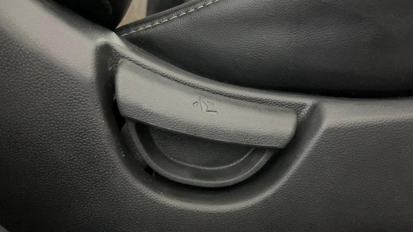 2019 Hyundai Grand i10 SPORTZ 1.2 KAPPA VTVT, Petrol, Manual, 87,894 km, Driver Side Adjustment Panel
