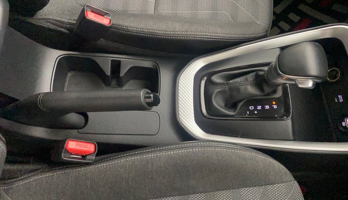 2020 KIA SONET HTK PLUS 1.0 DCT, Petrol, Automatic, 35,475 km, Gear Lever