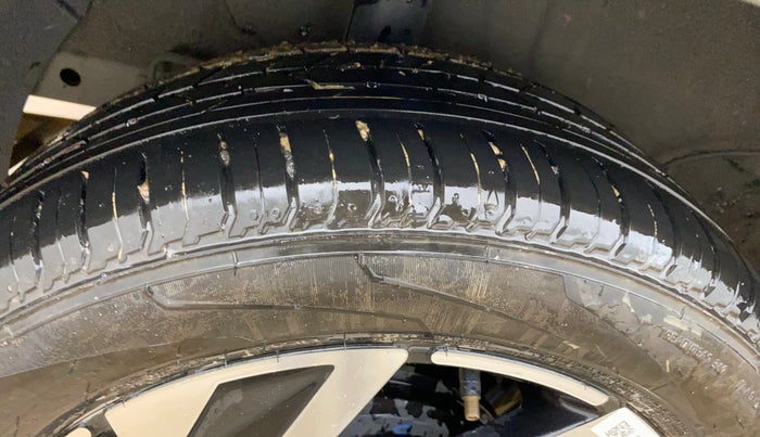 2023 Hyundai NEW I20 ASTA (O) 1.2 IVT, Petrol, Automatic, 11,135 km, Right Rear Tyre Tread