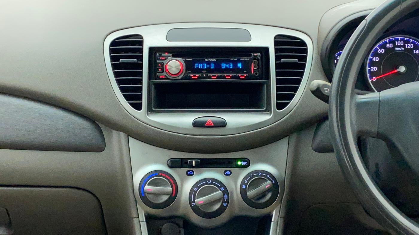 2011 Hyundai i10 MAGNA 1.2, Petrol, Manual, 1,04,481 km, Air Conditioner