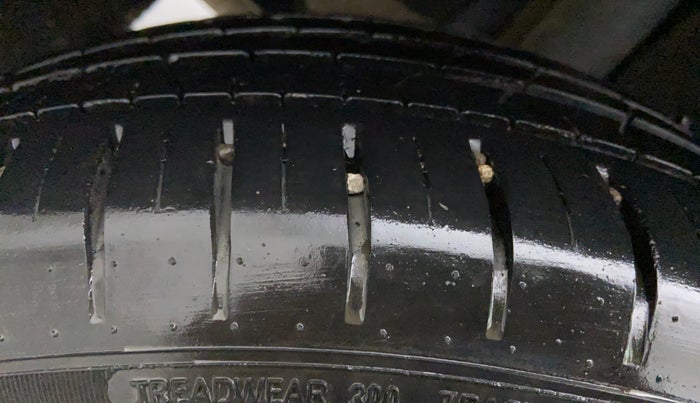 2019 Maruti Baleno ALPHA CVT PETROL 1.2, Petrol, Automatic, 32,351 km, Right Rear Tyre Tread