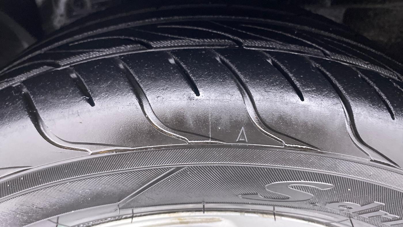 2016 Ford New Figo 1.5 TITANIUM +, Diesel, Manual, 91,562 km, Left Front Tyre Tread