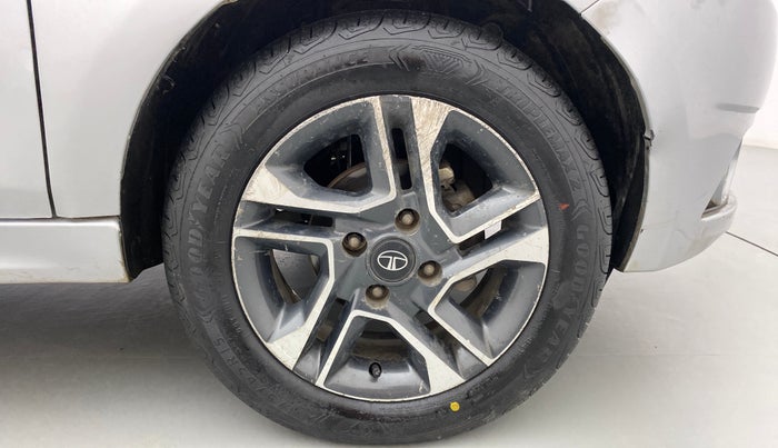 2017 Tata TIGOR XZ (O) PETROL, Petrol, Manual, 1,15,265 km, Right Front Wheel