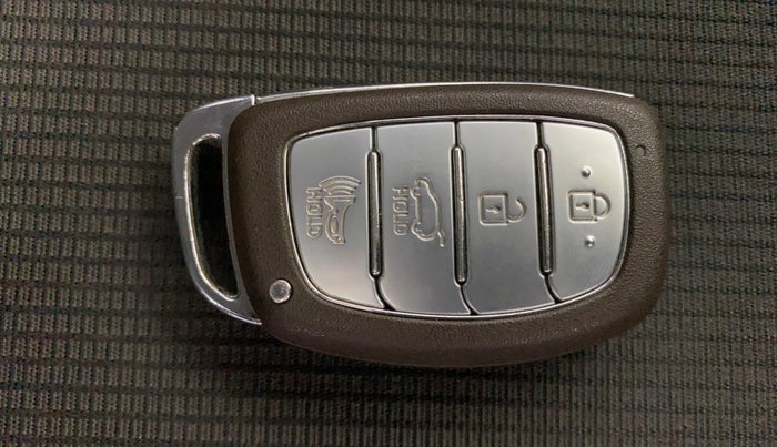 2021 Hyundai VENUE SX PLUS 1.0 TURBO DCT, Petrol, Automatic, 44,107 km, Key Close Up