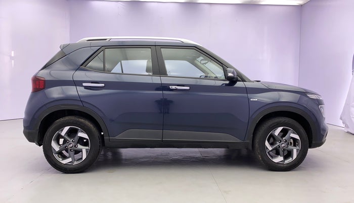 2021 Hyundai VENUE SX PLUS 1.0 TURBO DCT, Petrol, Automatic, 44,107 km, Right Side View