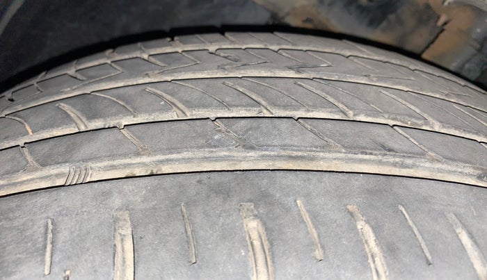 2021 Hyundai VENUE SX PLUS 1.0 TURBO DCT, Petrol, Automatic, 44,107 km, Left Front Tyre Tread