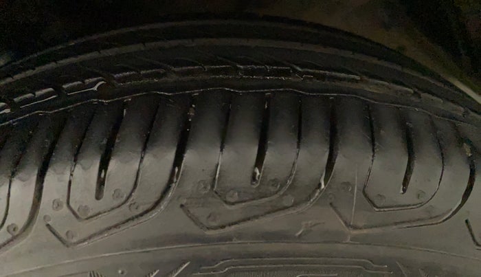 2012 Honda City 1.5L I-VTEC V MT, CNG, Manual, 49,260 km, Left Rear Tyre Tread