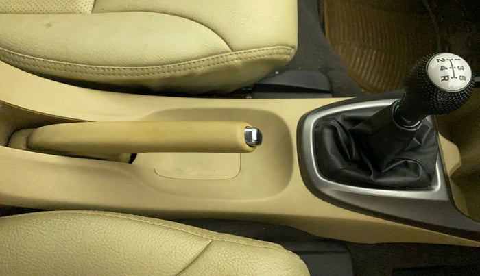 2012 Honda City 1.5L I-VTEC V MT, CNG, Manual, 49,260 km, Gear Lever
