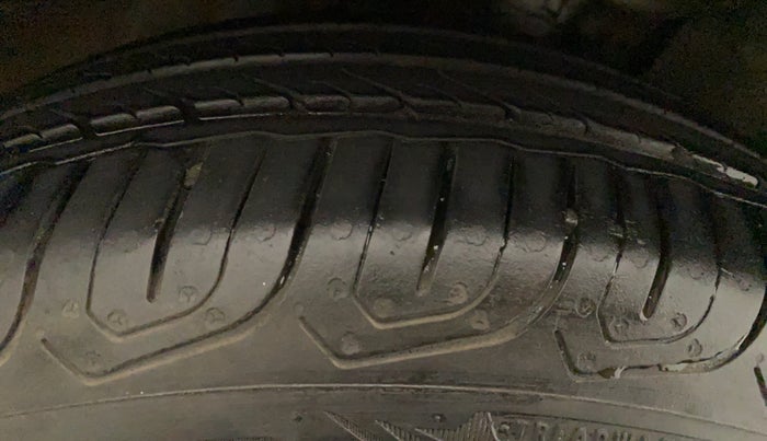 2012 Honda City 1.5L I-VTEC V MT, CNG, Manual, 49,260 km, Right Rear Tyre Tread
