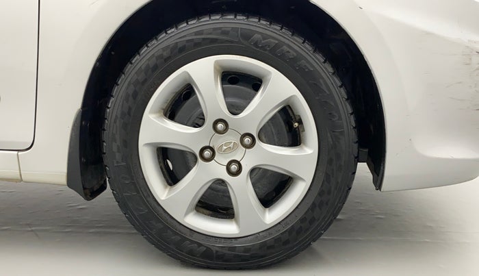 2013 Hyundai Verna FLUIDIC 1.6 VTVT EX, Petrol, Manual, 41,908 km, Right Front Wheel