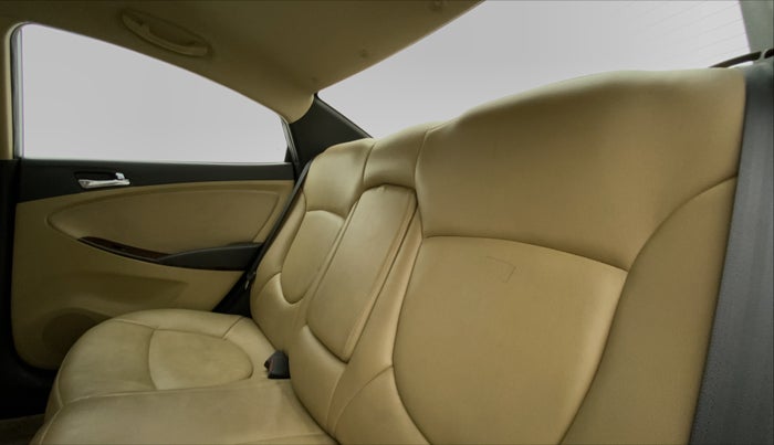 2013 Hyundai Verna FLUIDIC 1.6 VTVT EX, Petrol, Manual, 41,908 km, Right Side Rear Door Cabin