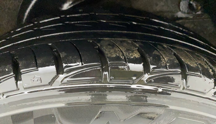 2013 Hyundai Verna FLUIDIC 1.6 VTVT EX, Petrol, Manual, 41,908 km, Left Rear Tyre Tread