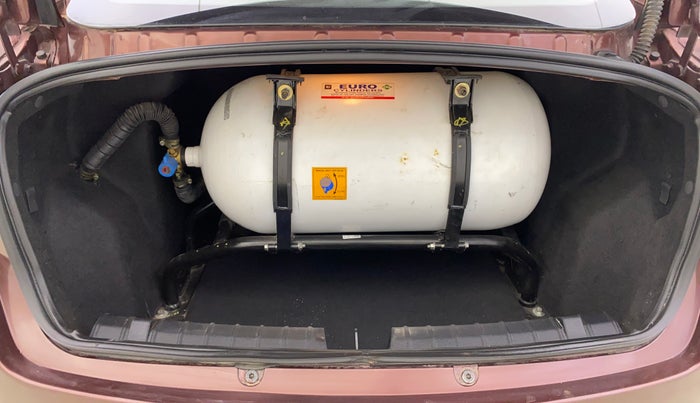 2022 Tata TIGOR XZ PLUS CNG, CNG, Manual, 68,597 km, Boot Inside