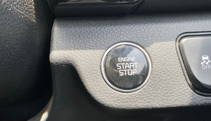 2023 KIA SELTOS HTK PLUS 1.5 IMT, Petrol, Manual, 8,157 km, Keyless Start/ Stop Button