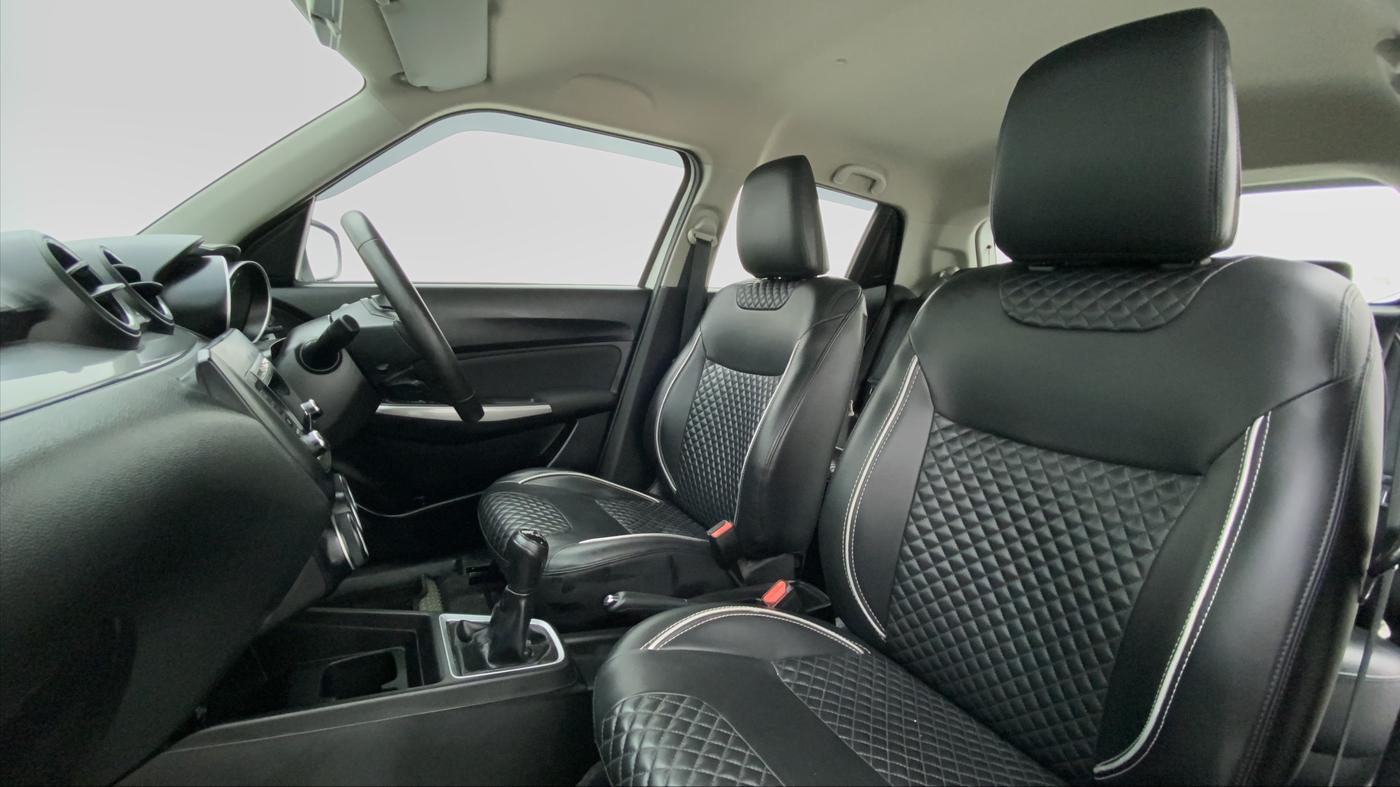 2019 Maruti Swift ZXI D, Petrol, Manual, 30,355 km, Right Side Front Door Cabin