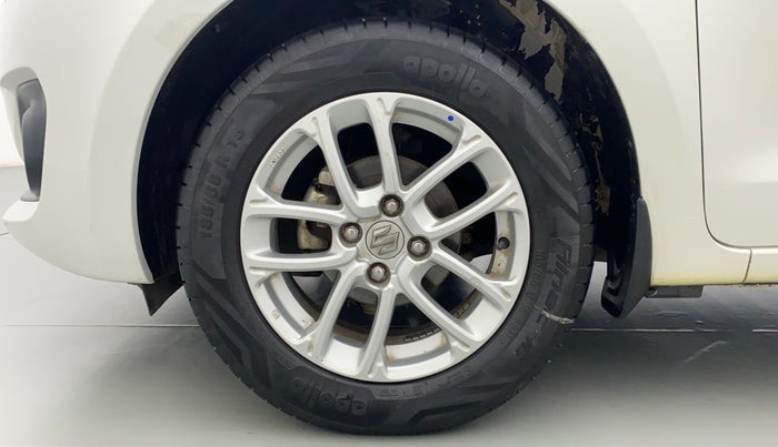 2019 Maruti Swift ZXI D, Petrol, Manual, 30,355 km, Left Front Wheel