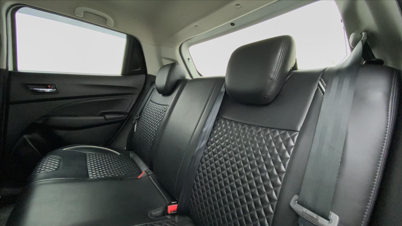 2019 Maruti Swift ZXI D, Petrol, Manual, 30,355 km, Right Side Rear Door Cabin
