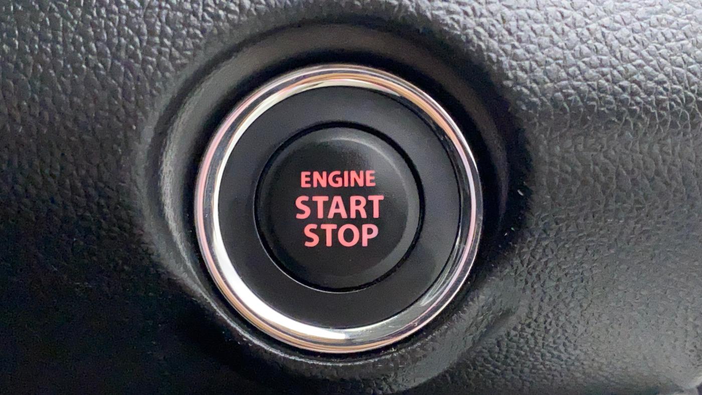 2019 Maruti Swift ZXI D, Petrol, Manual, 30,355 km, Keyless Start/ Stop Button