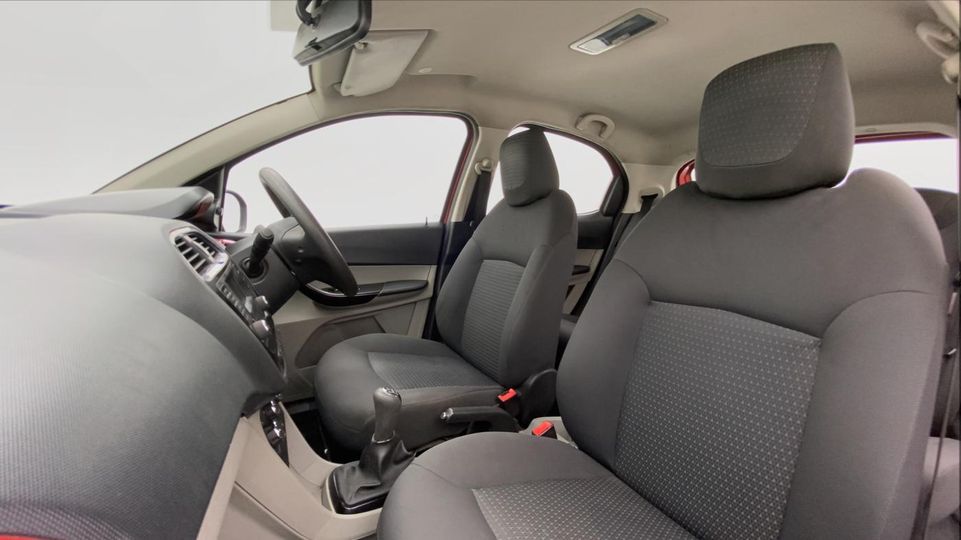 2018 Tata Tiago XZ 1.05 REVOTORQ, Diesel, Manual, 67,271 km, Right Side Front Door Cabin