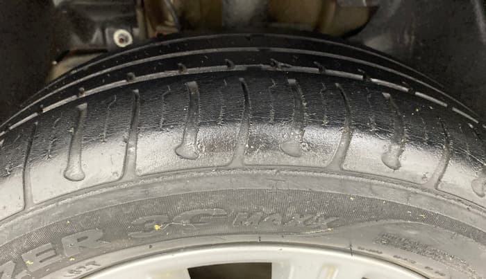 2018 Tata Tiago XZ 1.05 REVOTORQ, Diesel, Manual, 67,271 km, Left Front Tyre Tread