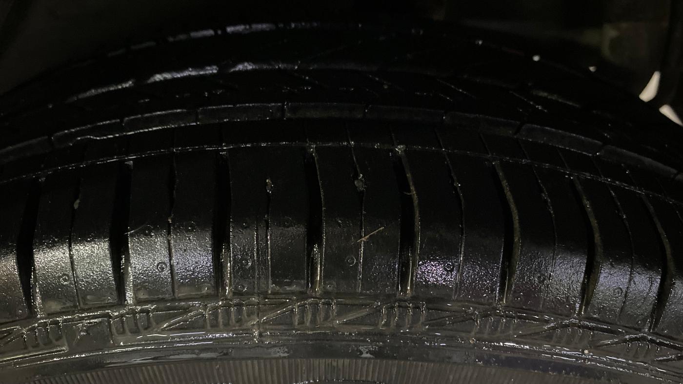 2019 Maruti Celerio X ZXI (O) AMT, Petrol, Automatic, 34,140 km, Left Rear Tyre Tread