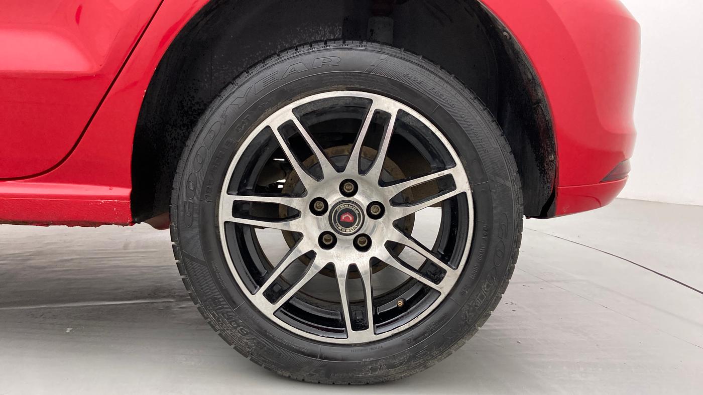 2018 Volkswagen Polo COMFORTLINE 1.0 PETROL, Petrol, Manual, 21,897 km, Left Rear Wheel