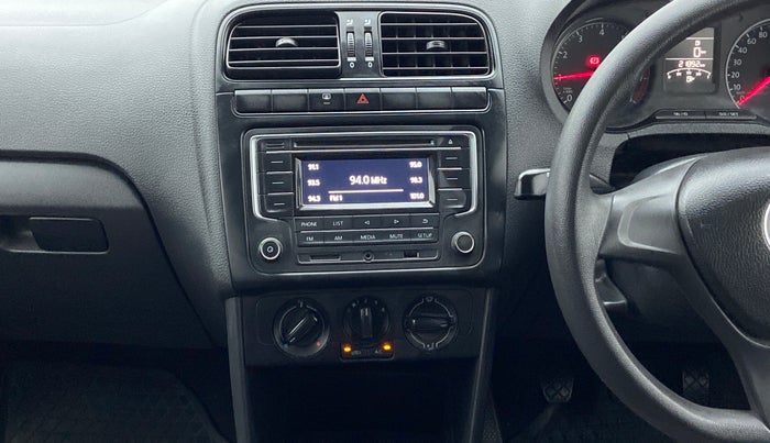 2018 Volkswagen Polo COMFORTLINE 1.0 PETROL, Petrol, Manual, 21,897 km, Air Conditioner