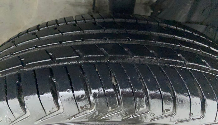 2023 Maruti New Wagon-R LXI 1.0, Petrol, Manual, 1,955 km, Right Front Tyre Tread