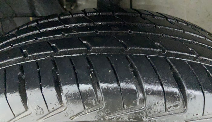 2023 Maruti New Wagon-R LXI 1.0, Petrol, Manual, 1,955 km, Left Front Tyre Tread