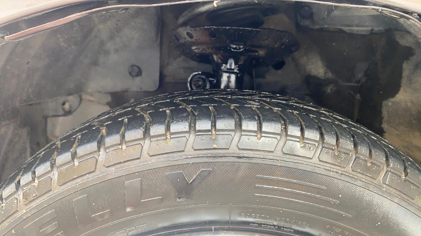 2017 Honda Amaze 1.2L I-VTEC S, Petrol, Manual, 46,424 km, Left Front Tyre Tread