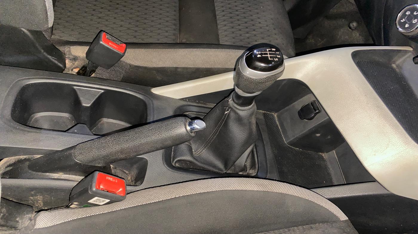 2021 Nissan MAGNITE XE, Petrol, Manual, 20,004 km, Gear Lever