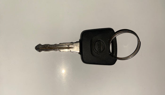 2021 Nissan MAGNITE XE, Petrol, Manual, 20,004 km, Key Close Up