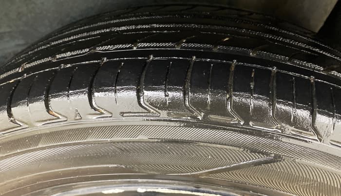 2017 Maruti IGNIS ZETA 1.2 AMT, Petrol, Automatic, 1,28,560 km, Left Rear Tyre Tread