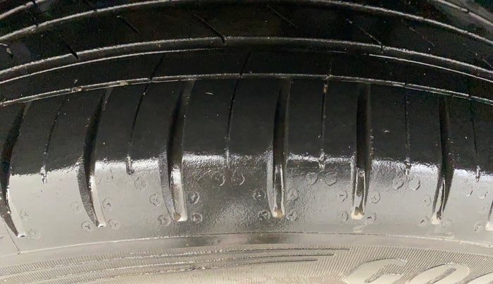 2021 MG HECTOR SHARP 1.5 PETROL CVT, Petrol, Automatic, 62,429 km, Right Rear Tyre Tread