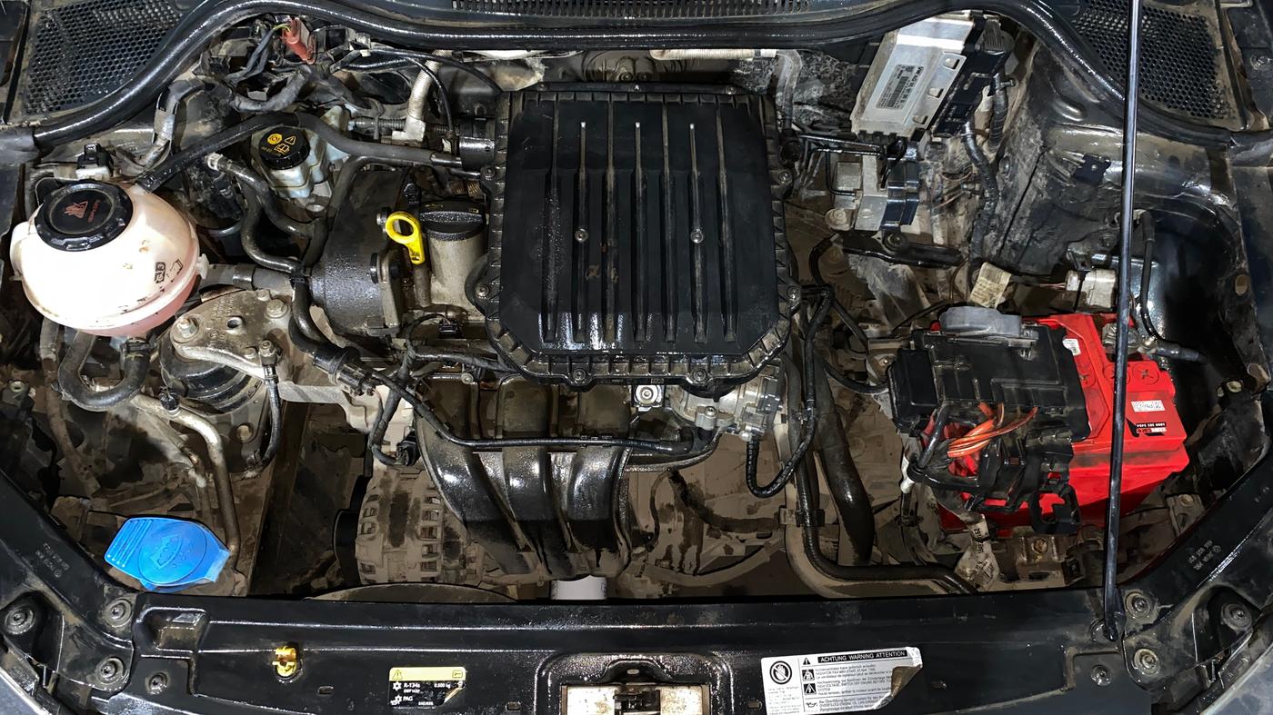 2018 Volkswagen Ameo TRENDLINE 1.0L, Petrol, Manual, 61,668 km, Engine View